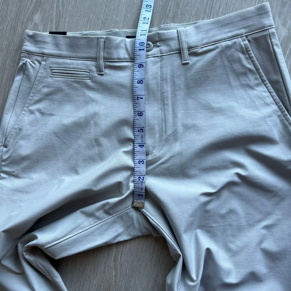J Crew 1040 Athletic Tapered Fit Tech Pants Mens 31 W 30 L Ashen Taupe